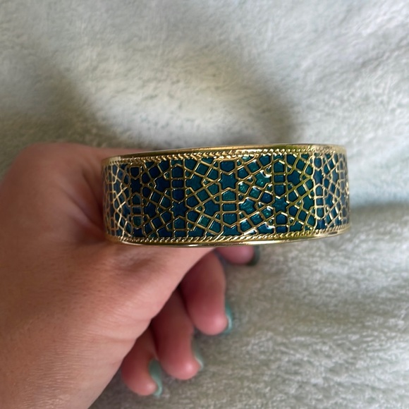Stunning Gold and Turquoise Magnetic Bracelet - Picture 4 of 10
